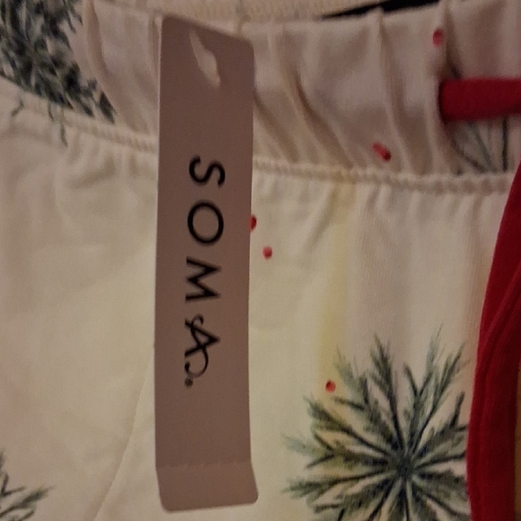 Soma Cream Snowflake Print Sleep Shorts - Picture 3 of 3